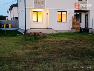 Casa tip triplex cu priveliste de vis in Giroc - V7245