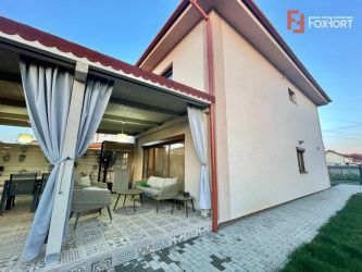 Casuta modesta, 3 camere, 2 bai - V2759