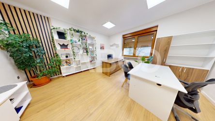 Cladire birouri de vanzare D+P+E+M zona Sub Arini Sibiu