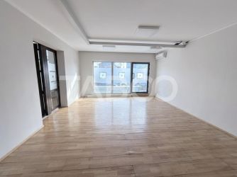 Cladire de birouri cu spatiu comercial la parter si 6 locuri parcare