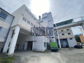 Cladire industriala PRODUCTIE de inchiriat 3600mp zona Centrala Sibiu