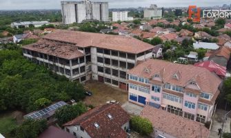 Cladire productie Parter + 3 niveluri, teren intravilan 9738 mp in Tim