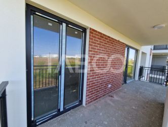 Comision 0-Apartament 3 camere 70 mp etaj 1 boxa la subsol Turnisor