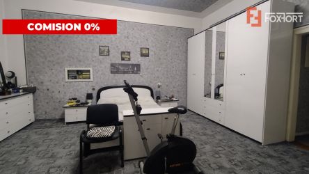COMISION 0% Apartament 4 camere, Zona Centrala - Boxa si pivnita la su