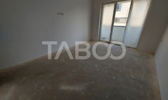 COMISION 0- Apartament de vanzare decomandat 2 camere 71 mpu balcon
