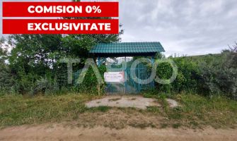 COMISION 0- Casa cu 4000 mp teren piscina zona retrasa Casolt