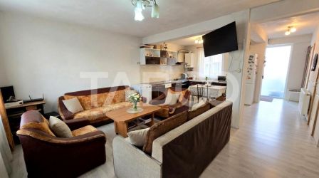 COMISION 0 - Casa de vanzare 4 camere terasa 2 parcari Arhitectilor