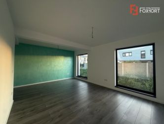 Comision 0%Duplex 5 camere 124 mp utili, despartit prin carport, Chiso
