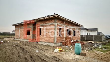 COMISION 0% Duplex cu 3 camere, 2 bai si teren de 250 mp - Giarmata Vi