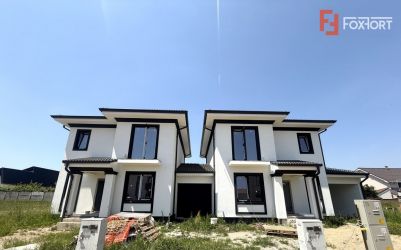 COMISION 0% Duplex despartit prin garaj, 5 camere, 3 bai, in Dumbravit