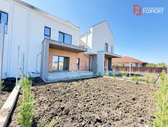 COMISION 0% Triplex cu 3 camere de vanzare in Sacalaz