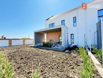 COMISION 0% Triplex cu 4 camere de vanzare in Sacalaz, zona Centrala