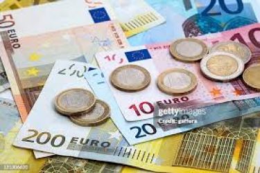 Credite garantate, urgente pentru afaceri sau plata facturilor