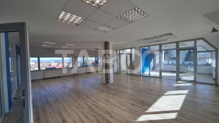 De inchiriat spatiu de birouri 150 mp utili 5 parcari Calea Poplacii