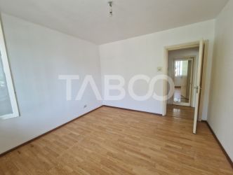 De vanzare apartament 2 camere Obor balcon mare proximitate excelenta