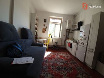 De vanzare apartament 2 camere zona Ronat