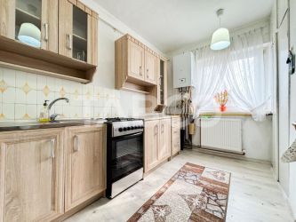 De vanzare apartament 3 camere decomandate in Cartierul Zorilor