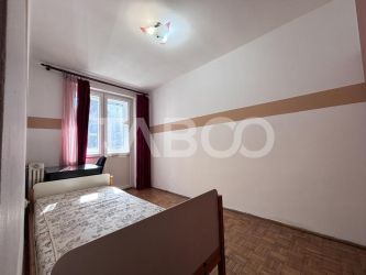 De vanzare apartament 3 camere decomandate Piata Abator Orientare sud