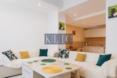 De vanzare Apartament 3 camere parter inalt 51 mpu  zona Valea Aurie 