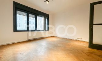 De vanzare apartament 4 camere 120 mp Ultracentral in Cluj-Napoca