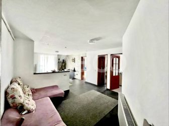 De vanzare apartament cu 3 camere in vila cartierul in Gheorgheni