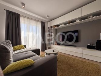 De vanzare apartament cu 3 camere singur pe nivel in bloc tip Vila