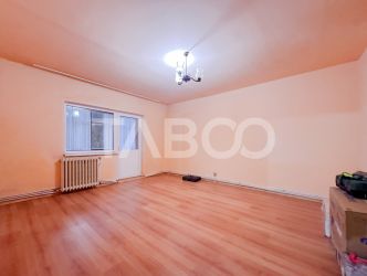 De vanzare apartament cu 4 camere decomandate in zona Garii