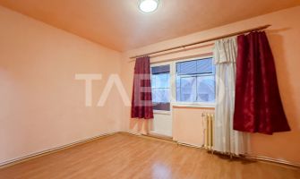 De vanzare apartament cu 4 camere decomandate zona Garii Clui-Napoca