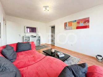 De vanzare apartament cu 4 camere mobilat  zona Stadion Corvinul