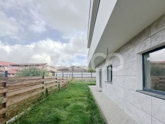 De vanzare casa cu 4 camere in Floresti zona Parcul Poligon