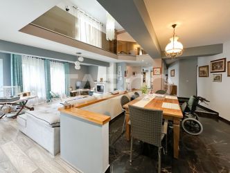 De vanzare casa individuala stil mediteranian curte 704 mp Borhanci