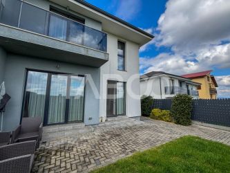 De vanzare casa tip duplex cartier Europa 4 camere modern la cheie