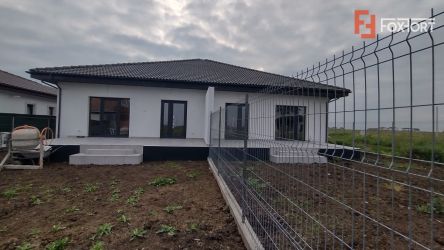 Duplex 3 camere de vanzare in Sacalaz- Zona de Est