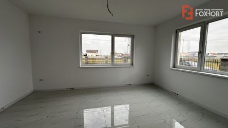 Duplex 4 camere, 110 mp, si teren de 330 mp in Giroc