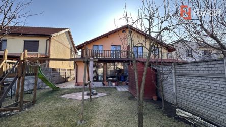 Duplex 4 camere, 126 mp, si teren de 300 mp in Giroc