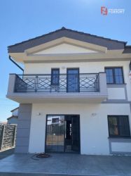 Duplex 4 camere, de vanzare, in Dumbravita.