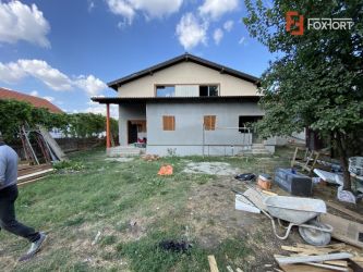 Duplex 4 camere, de vanzare in Giarmata.