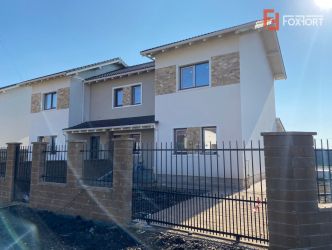 Duplex 4 Camere Finalizat Mosnita - Teren 437 mp - V2960 