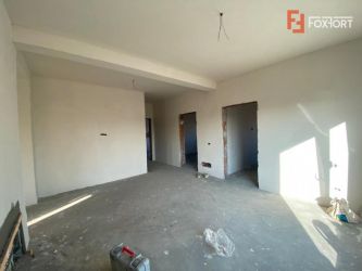 Duplex 4 Camere - Mosnita Noua - Despartit prin Garaj - ID V3199