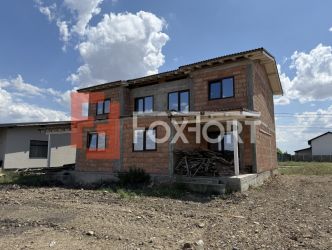 Duplex 4 camere si asfalt, Sacalaz - Parter + Etaj - ID V5368
