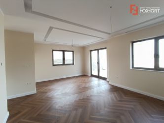 Duplex 4 camere si teren de 336 mp in Giroc 