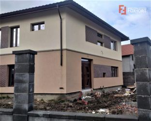 Duplex 5 camere de vanzare in Urseni - ID V233