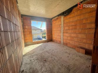 Duplex 5 camere, la asfalt - V2687