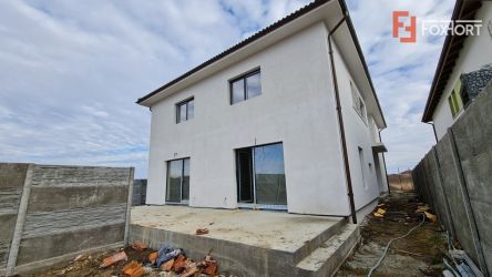 Duplex 5 camere P+1 in Ghiroda  - ID V2937