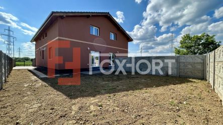 Duplex 5 camere si teren de 300 mp, zona Ghiroda