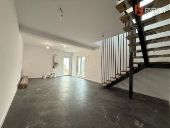 Duplex cu 4 camere de vanzare in localitatea Covaci