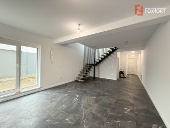 Duplex cu 4 camere de vanzare in localitatea Covaci