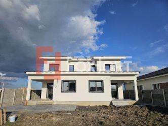 Duplex cu 4 camere Mosnita - Toate utilitatile - Zona drumul Boilor!