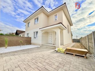 Duplex cu 4 camere - Strada Asfaltata - Mosnita - Noul Lidl 