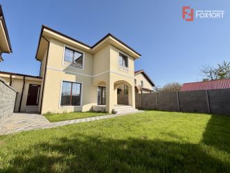 Duplex cu 5 camere despartit prin camera tehnica, in Giarmata